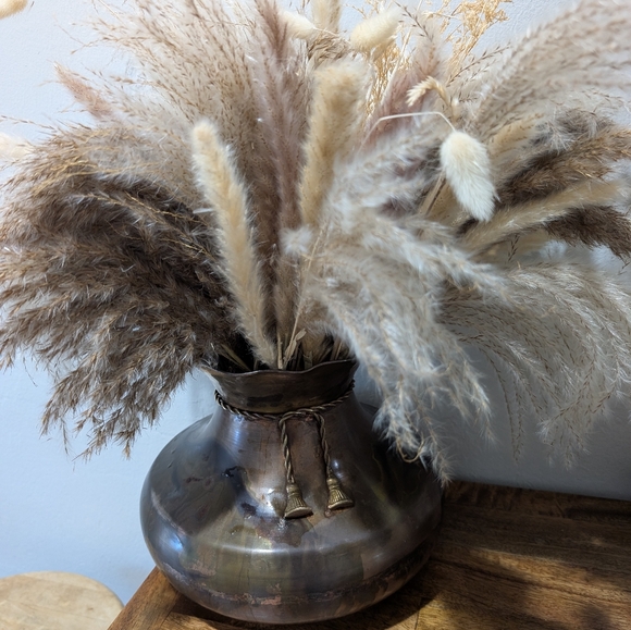 Vintage World Bazaars Inc solid hammered brass planter with rope detail, approxi - Picture 6 of 10